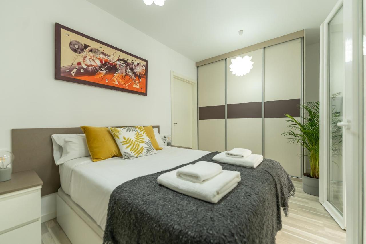 Ferienwohnung Cormelana Plaza A Coruña Exterior foto